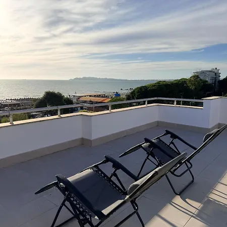 The Sorelle Penthouse شقة غوليم